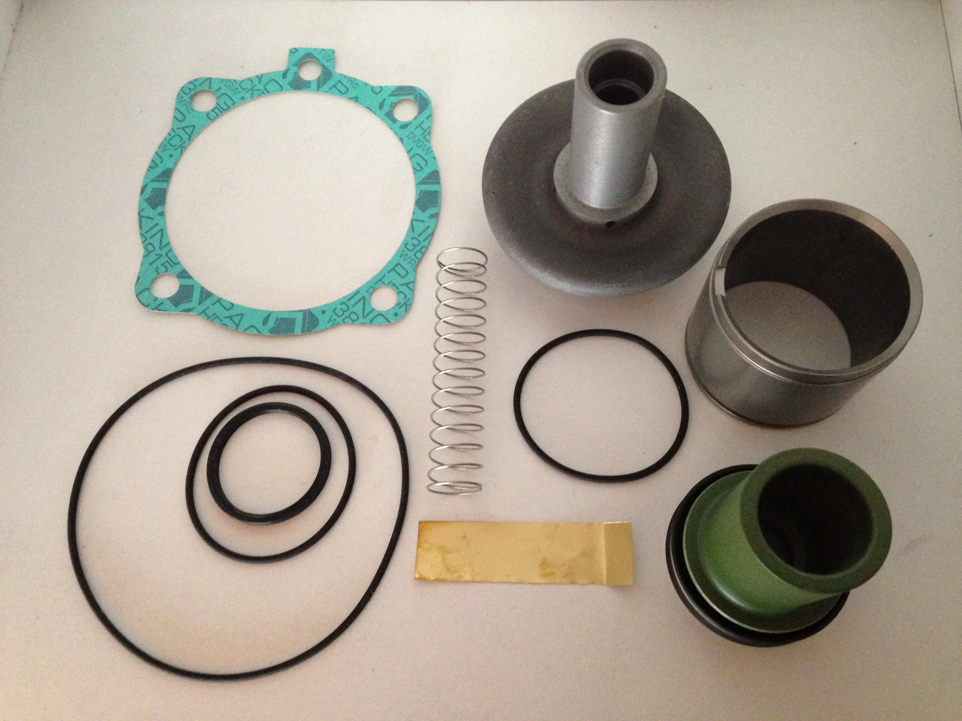 KVADRH.0366 Maintenance kits for intake vale image 0