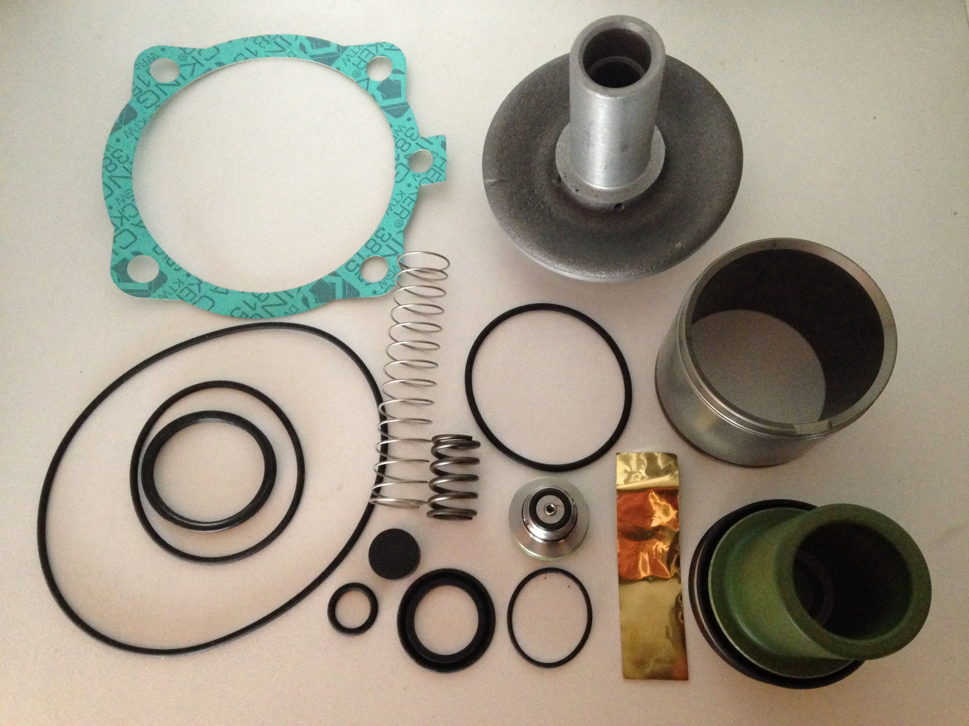 KVADRH.0370 Replacement kit for intake valve RH100EI image 0