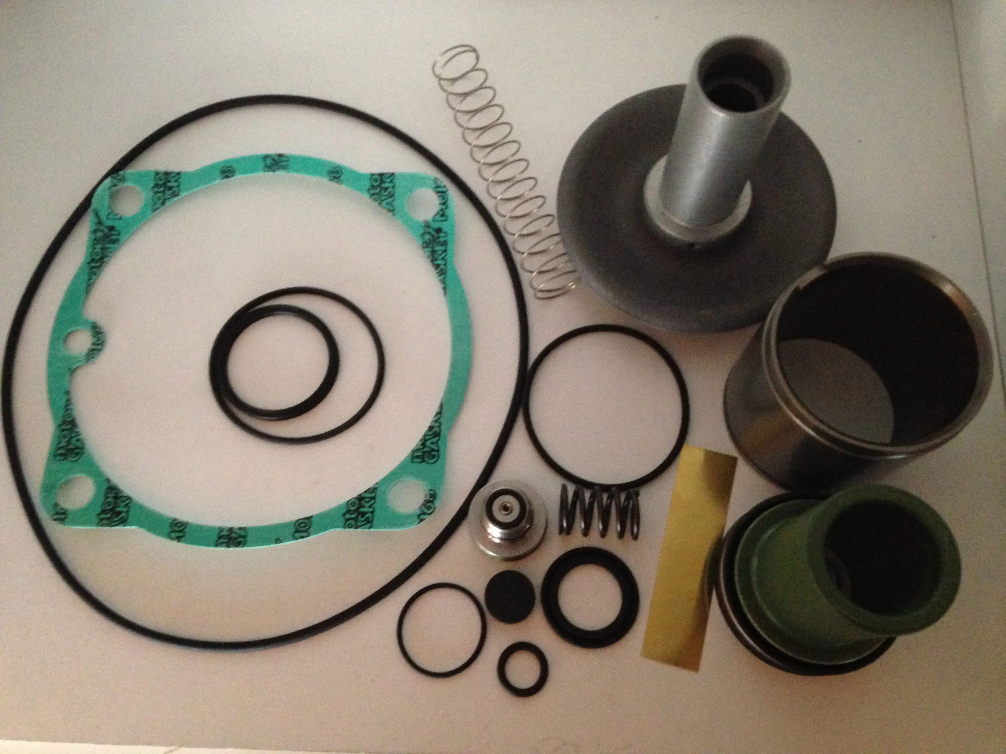 KVADRH.0570 Replacement kit for intake valve RH180EI/4F image 0