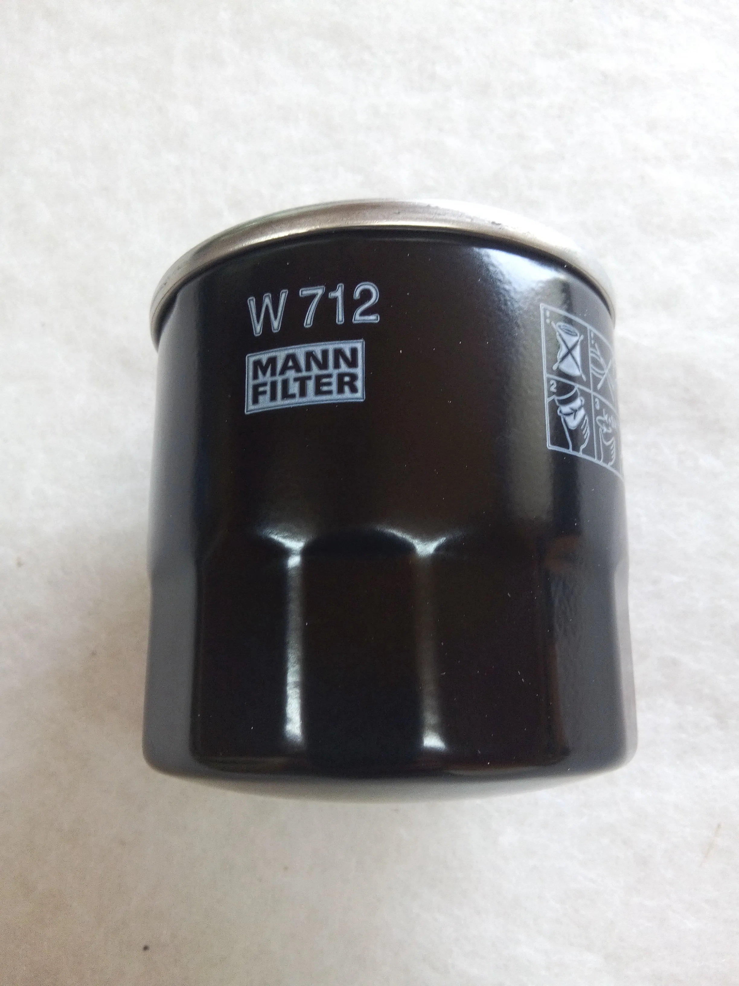 W712 Mann & Hummel Oil filter  W712 image 0