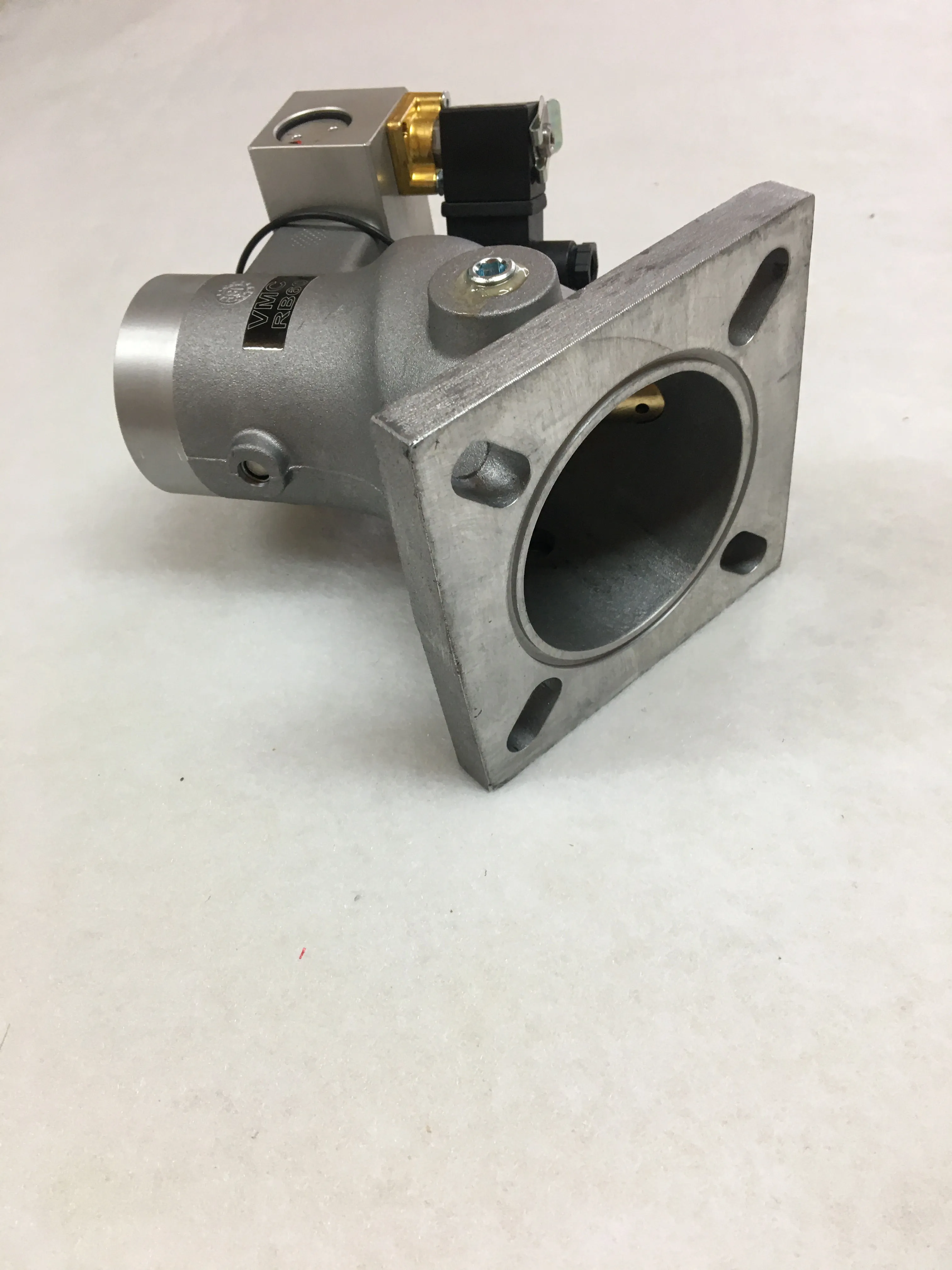 VADRB.020V01 Intake valve RB60 24V image 1